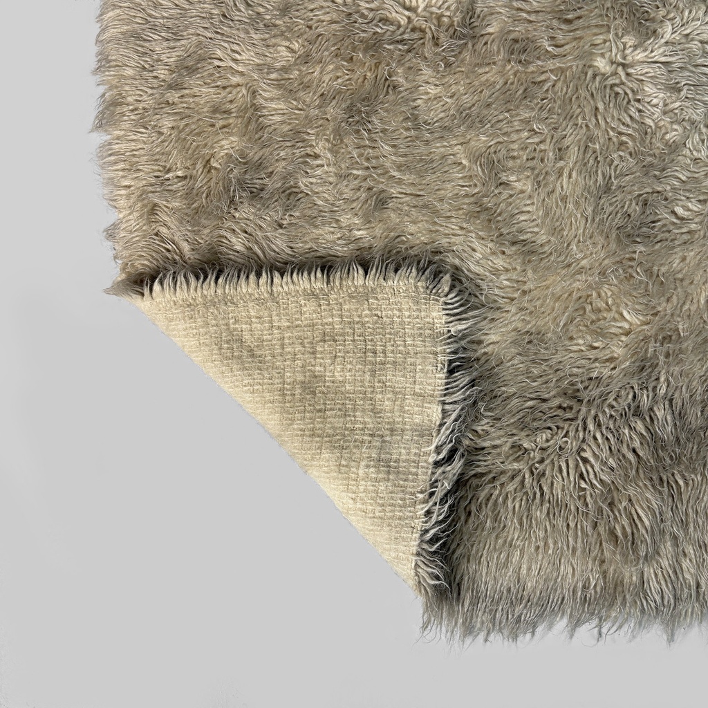 Tappeto a pelo lungo in bianco crema, 1970 ca.
