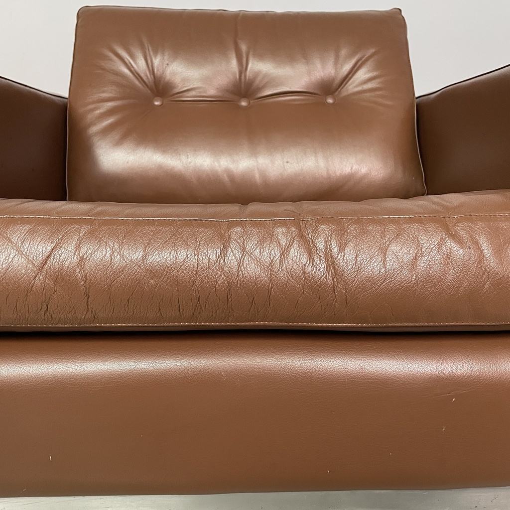 Poltrone in pelle marrone di  Florence Koll, 1970 ca.