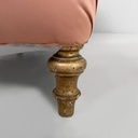 Chaise longue in raso rosa e legno dorato, 1800 ca.