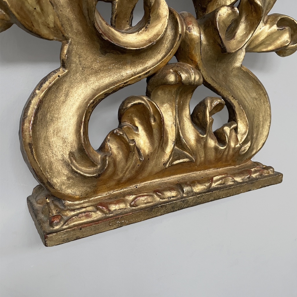 Cornice in legno dorato, 1800 ca. 