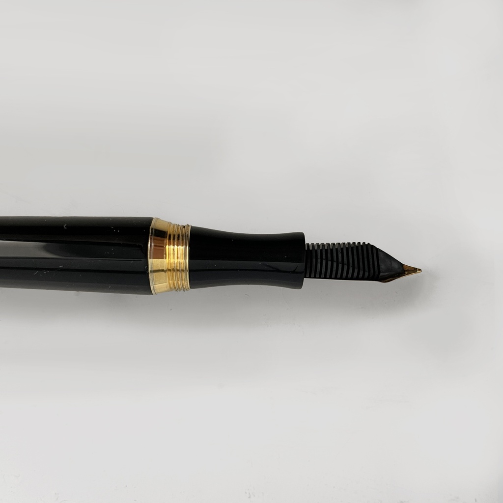 Penna stilografica Faro di Cleto Munari, 2002