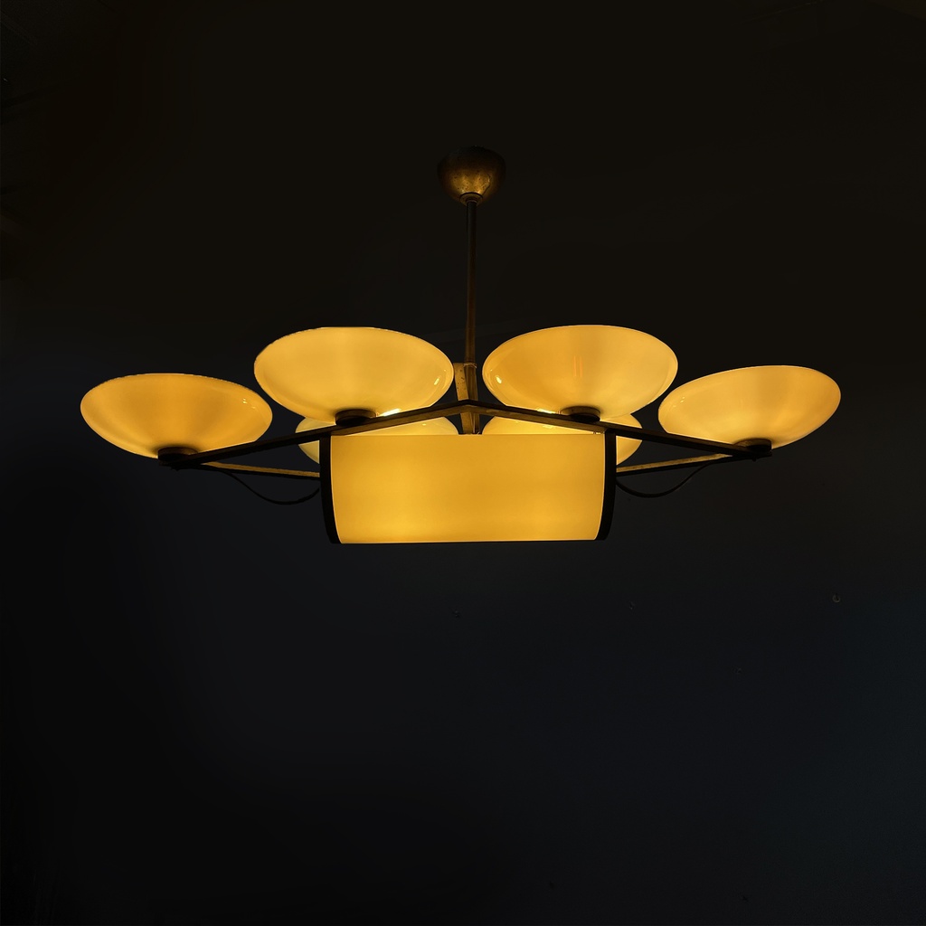 Lampadario in ottone e vetro, 1930 ca. 