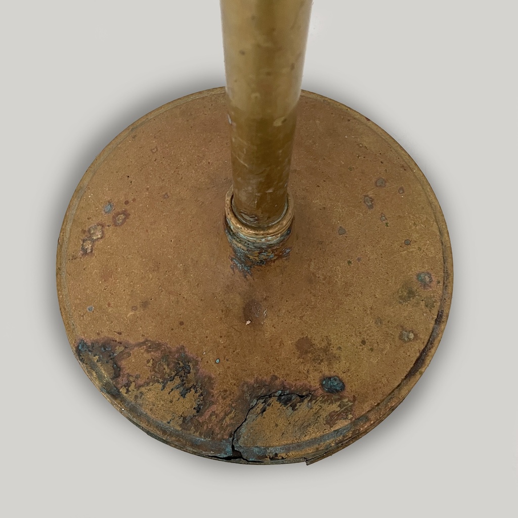 Lampada da terra in ottone, 1940 ca.