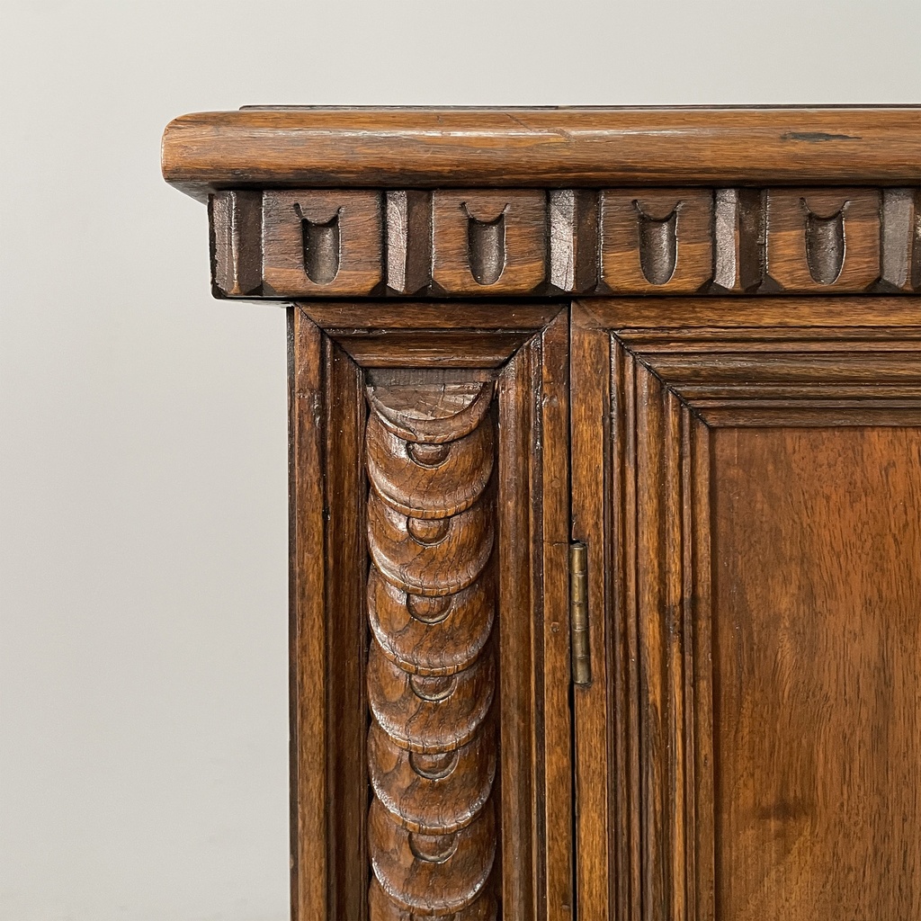 Comodino in legno, 1800 ca.