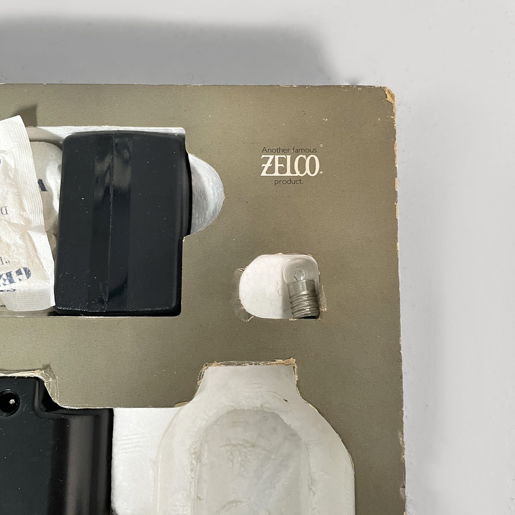 Lampada da lettura The Itty Bitty Book Light di Zelco Rare, 1990 ca.