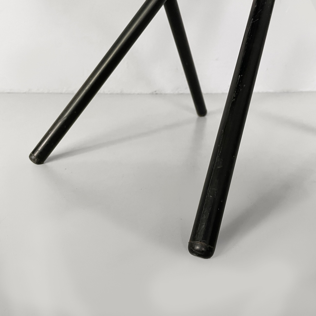 Sedia in legno e metallo nero, 1980 ca.