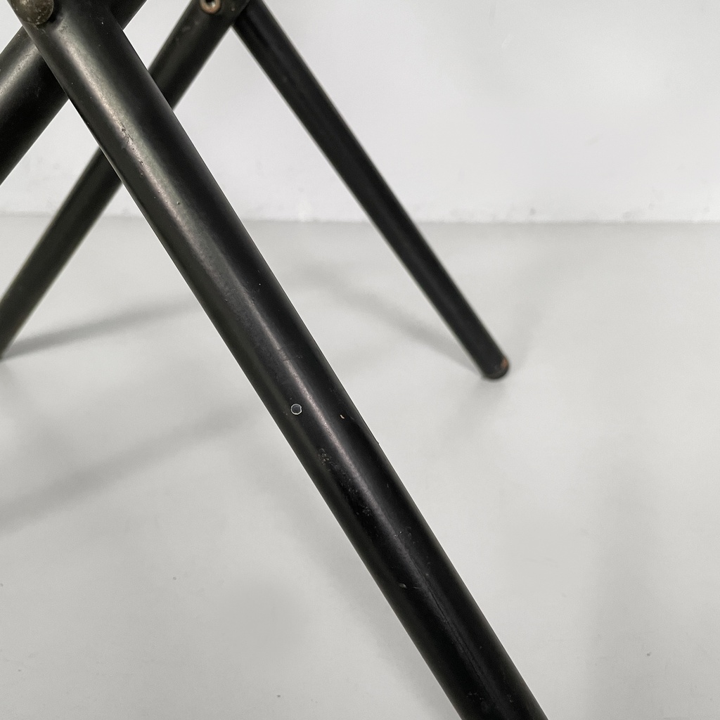 Sedia in legno e metallo nero, 1980 ca.