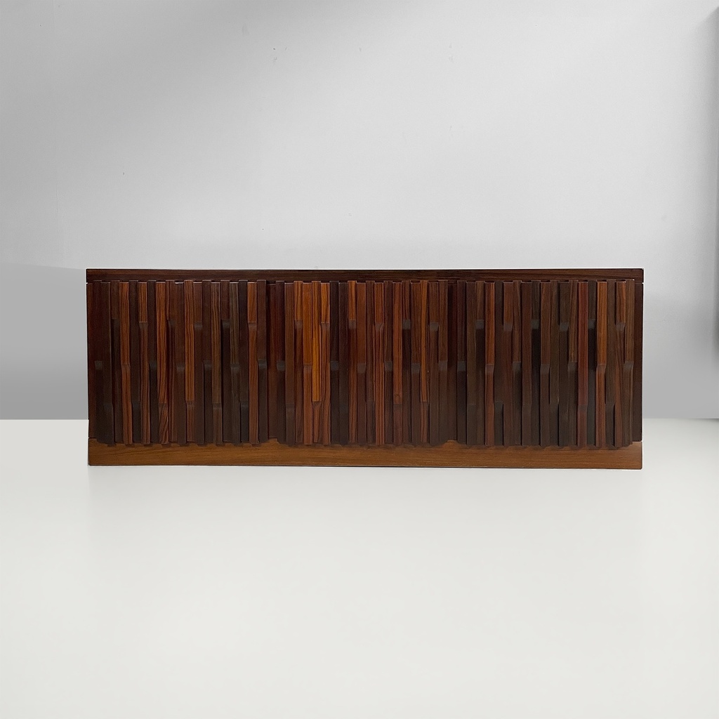 Sideboard Norman di Luciano Frigerio per Frigerio di Desio, 1970 ca. 