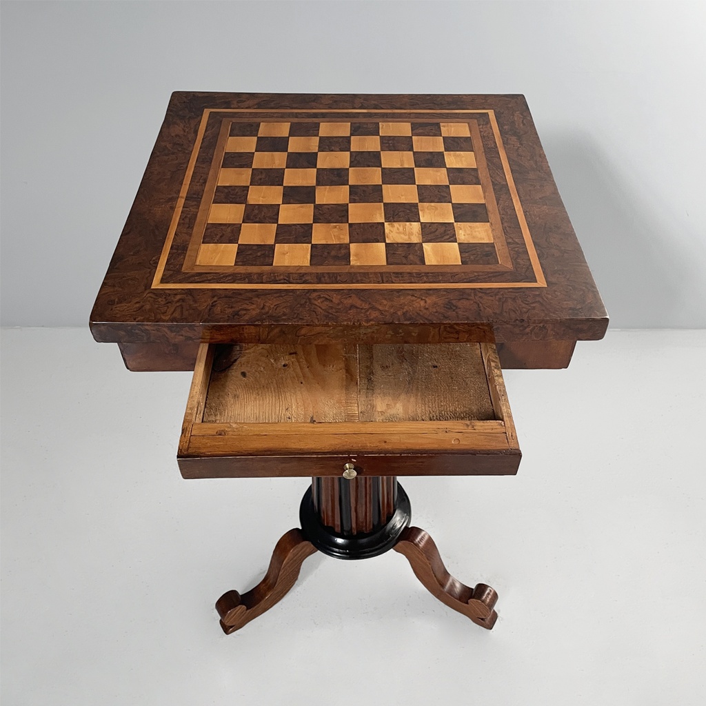 Tavolo scacchiera in legno, 1930 ca. 