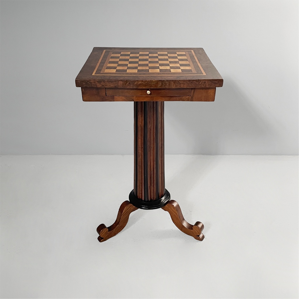 Tavolo scacchiera in legno, 1930 ca. 
