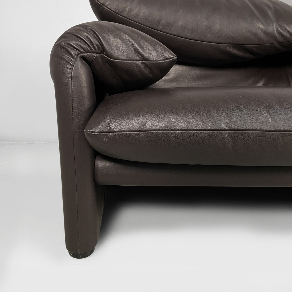 Divano Maralunga di Vico Magistretti per Cassina, 2000 ca.