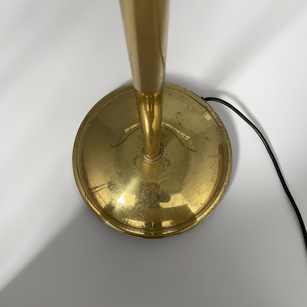Lampada da terra in ottone, 1960 ca.