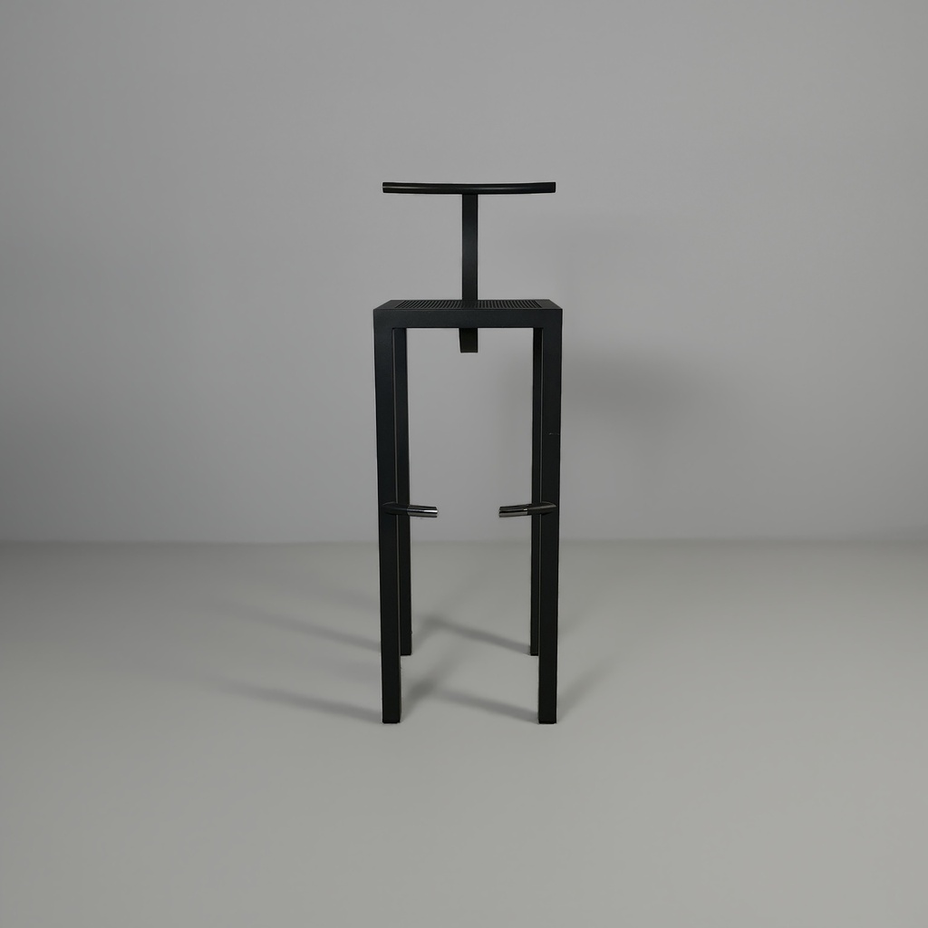 Sgabelli modello Sarapis di Philippe Starck per Driade, 1980 ca.