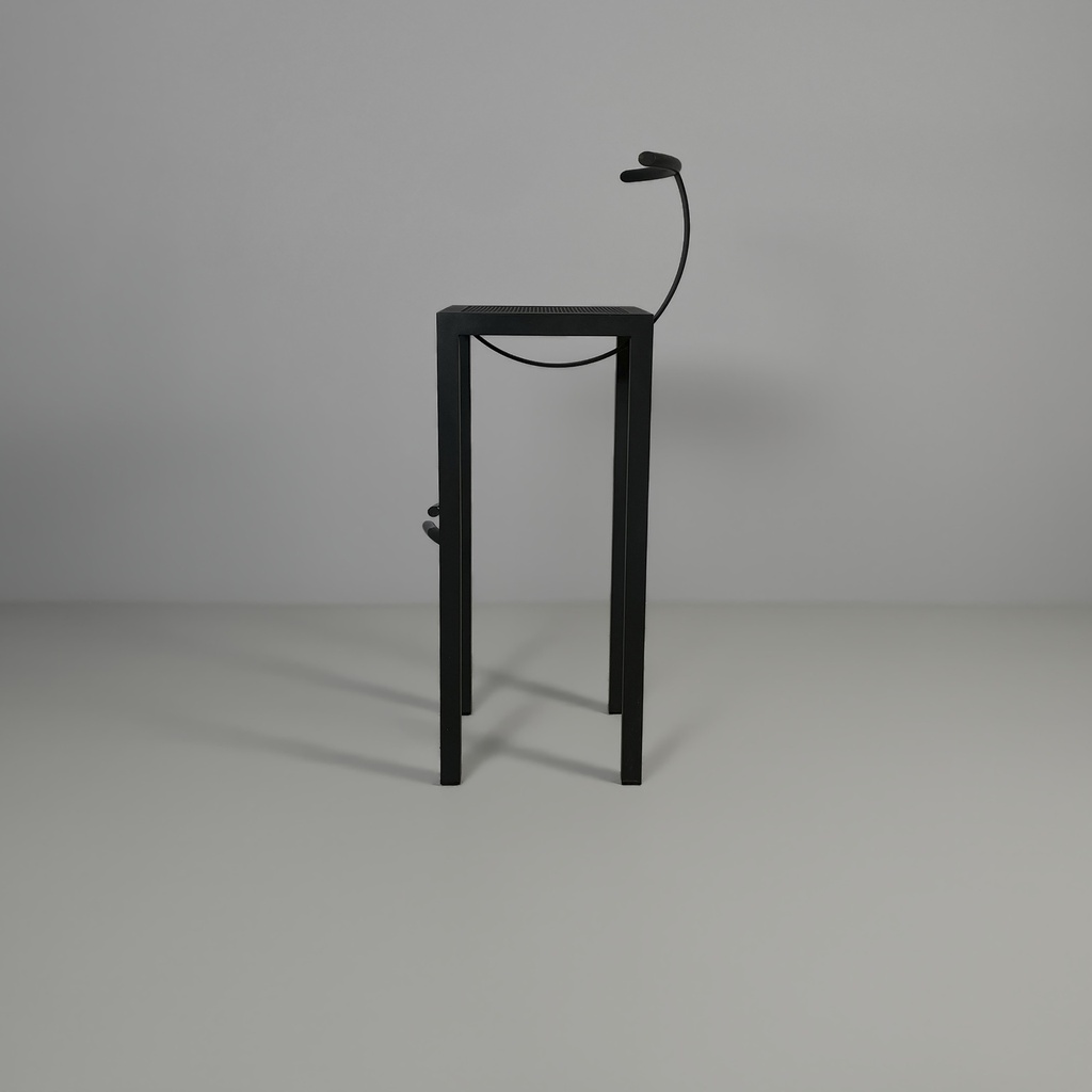 Sgabelli modello Sarapis di Philippe Starck per Driade, 1980 ca.