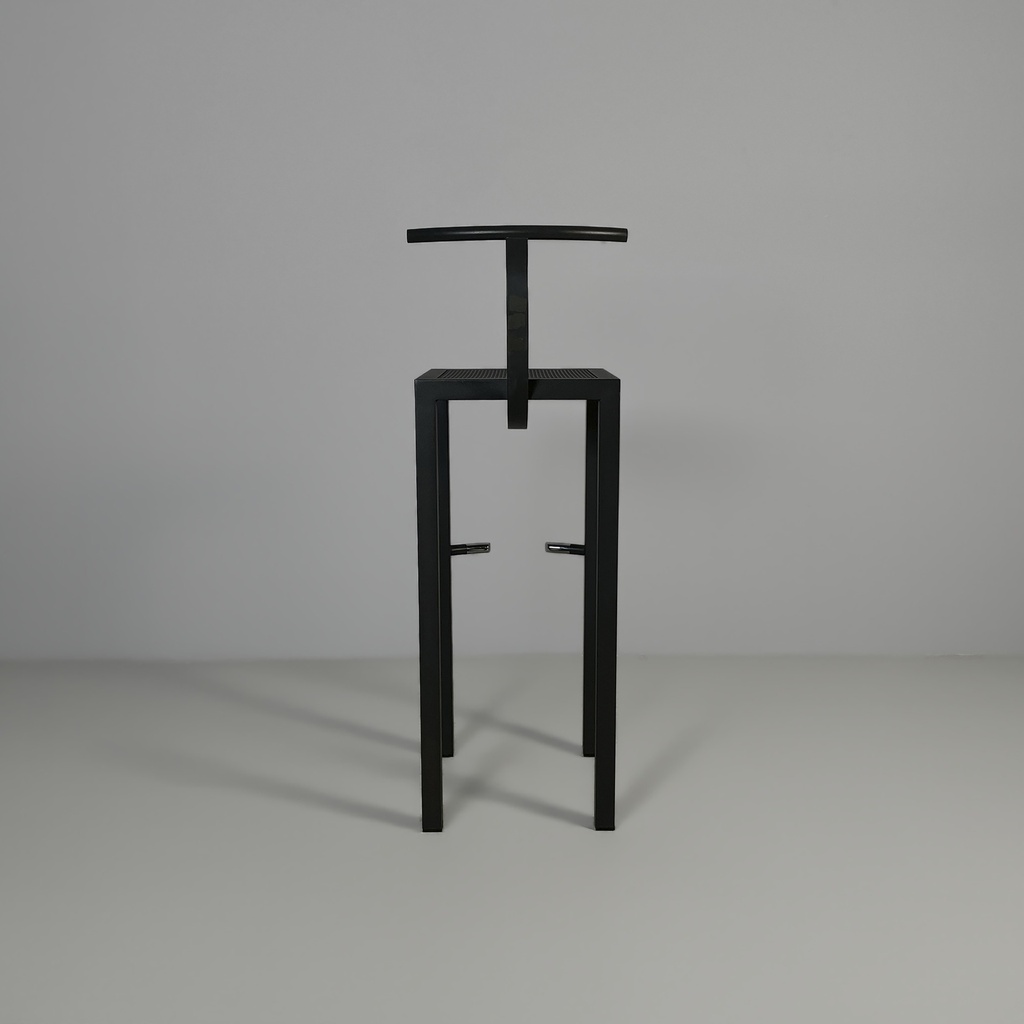 Sgabelli modello Sarapis di Philippe Starck per Driade, 1980 ca.
