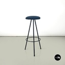 Sgabello in metallo nero e tessuto blu, 1950 ca. 