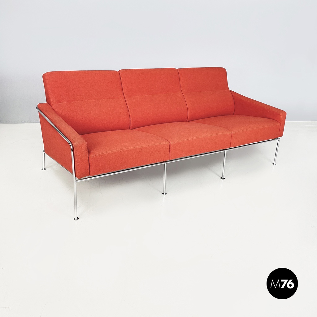 Divano 3303 Airport di Arne Jacobsen per Fritz Hansen, 1993  