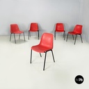 Sedie in plastica rossa e metallo nero,  2000