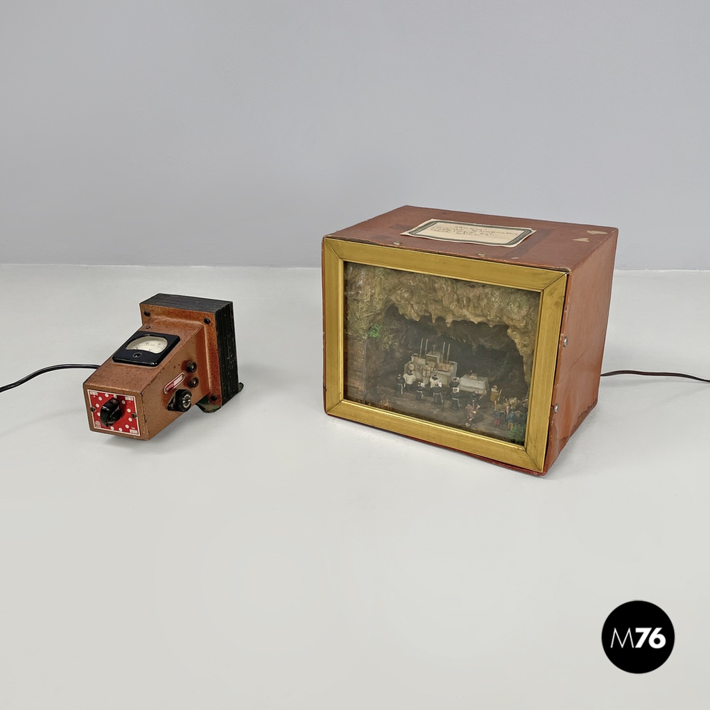 Scatola diorama con scena di celebrazione religiosa,  1950 ca.
