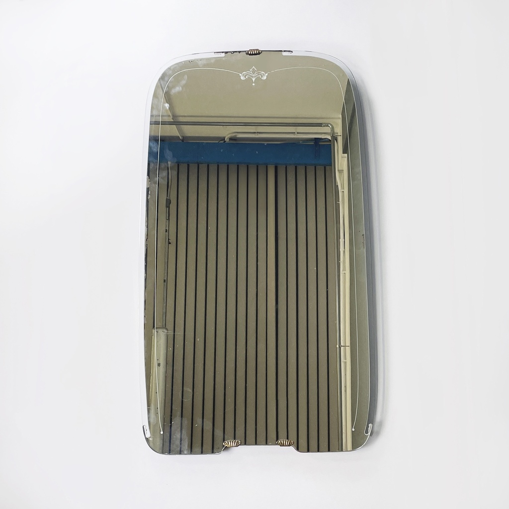 Specchio da parete con dettagli in ottone, 1940 ca.