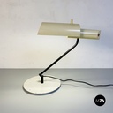 Lampada da tavolo in metallo e plastica bianca, 1980 ca. 