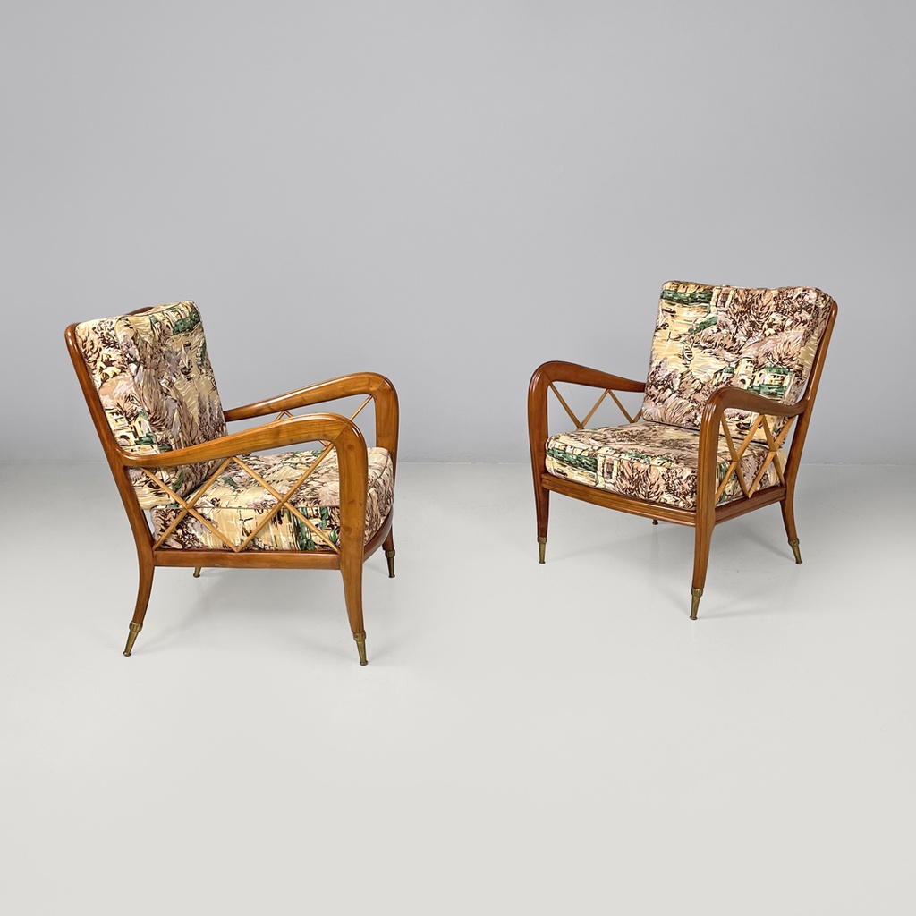 Poltrone in legno con tessuto decorato, 1960 ca. 