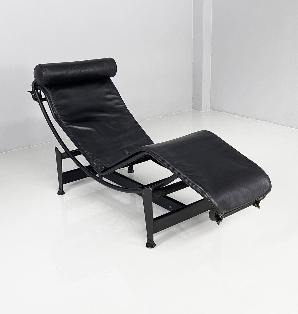 Chaise longue LC4 di Le Corbusier, Pierre Jeanneret e Charlotte Perriand per Cassina, 1980 ca.
