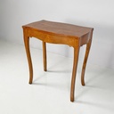 Scrivania in legno di noce, 1700 ca.