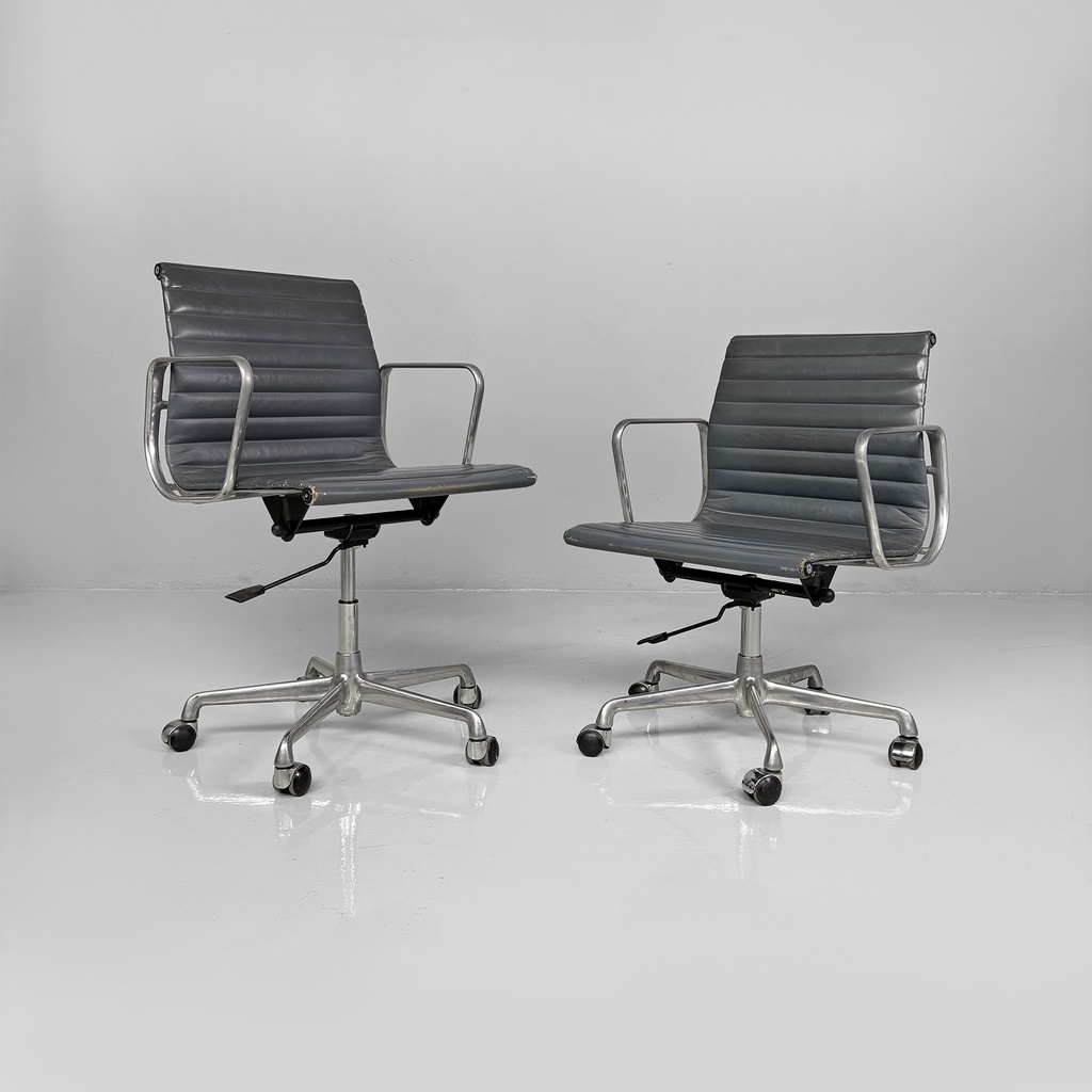 Sedie da ufficio EA108 di Charles e Ray Eames per ICF, 1970 ca.