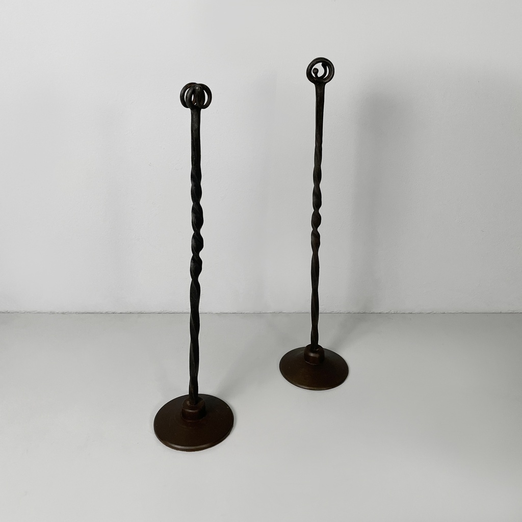 Fermaporta in ferro battuto, 1930 ca.