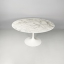 Tavolo da pranzo Tulip di Eero Saarinen per Knoll, 2000 ca.