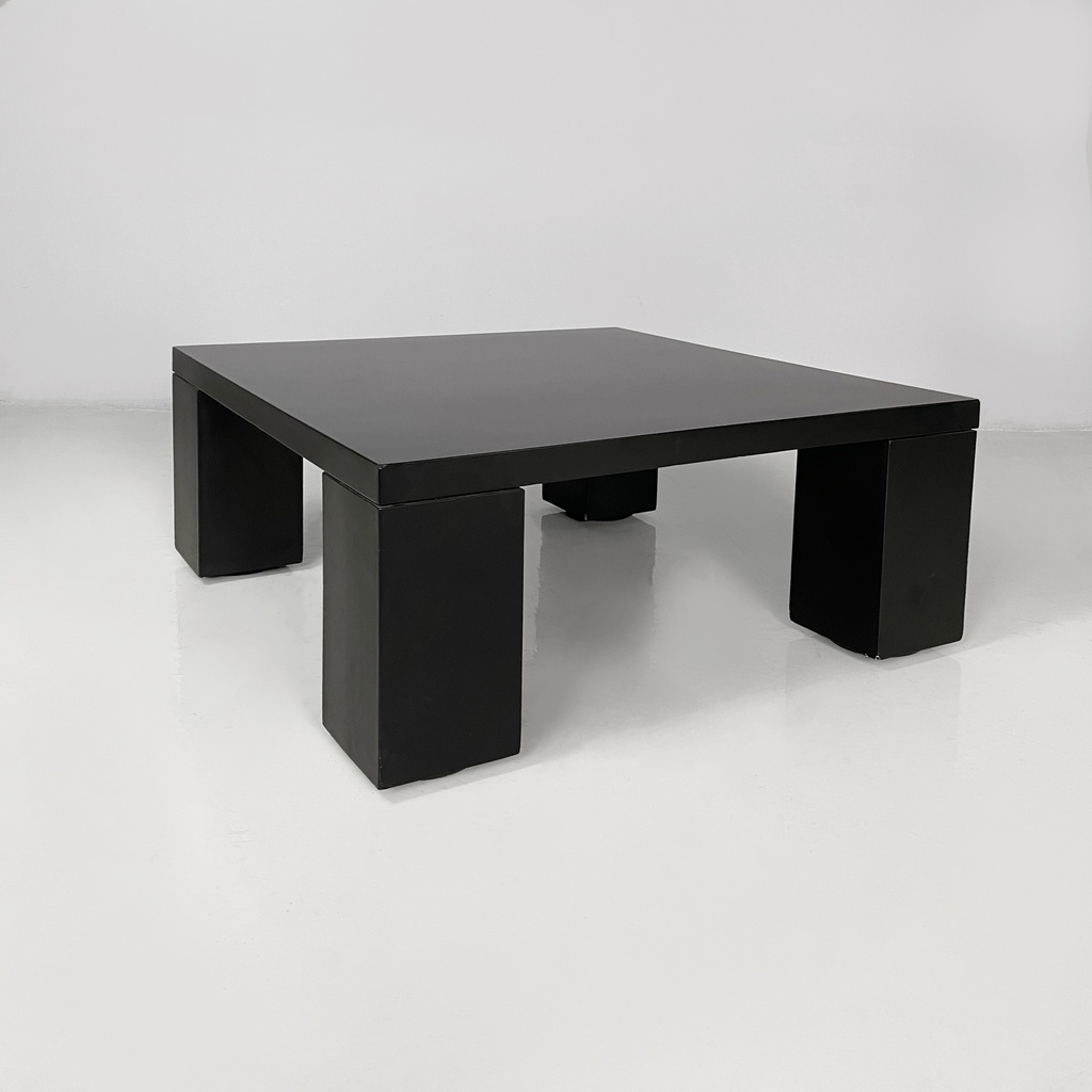 Tavolo da caffè in legno nero, 1980 ca.