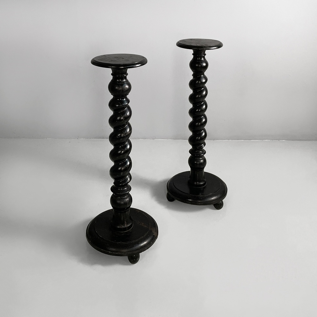 Piedistalli in legno nero, 1930 ca.