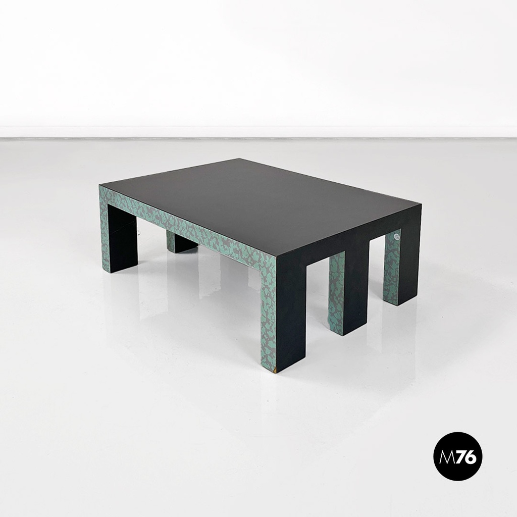 Tavolo da caffè in legno e laminato verde e nero, 1980 ca.