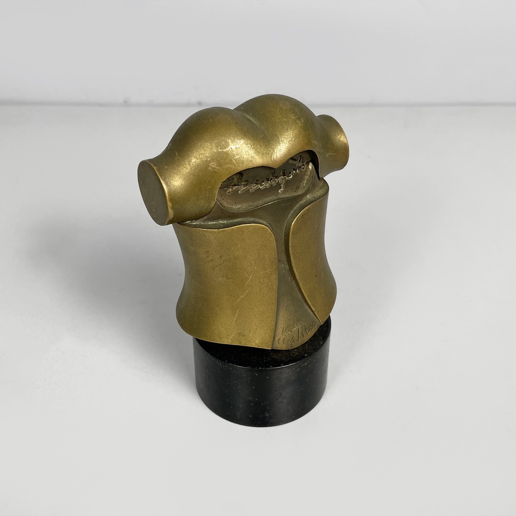 Scultura Torso Marzotto di Miguel Berrocal, 1986