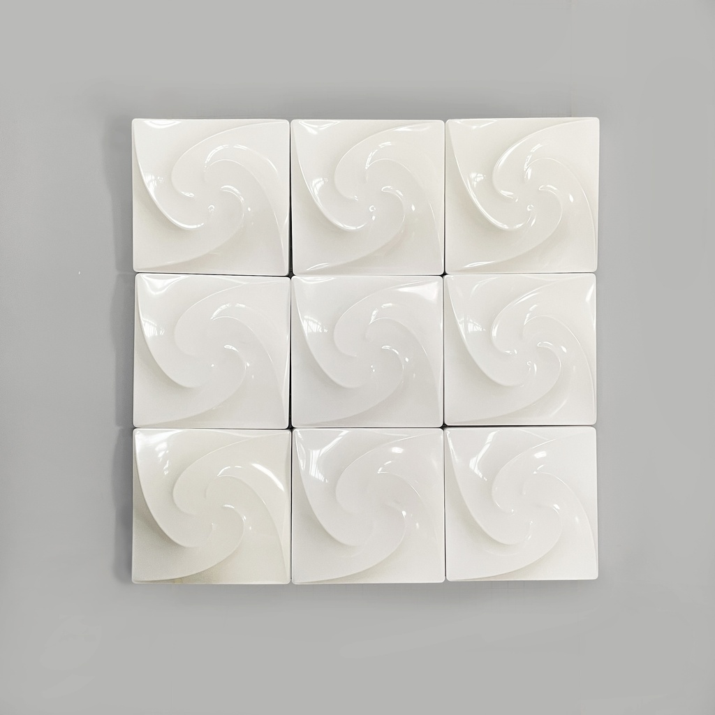 Applique in plexiglass bianco, 1980 ca.