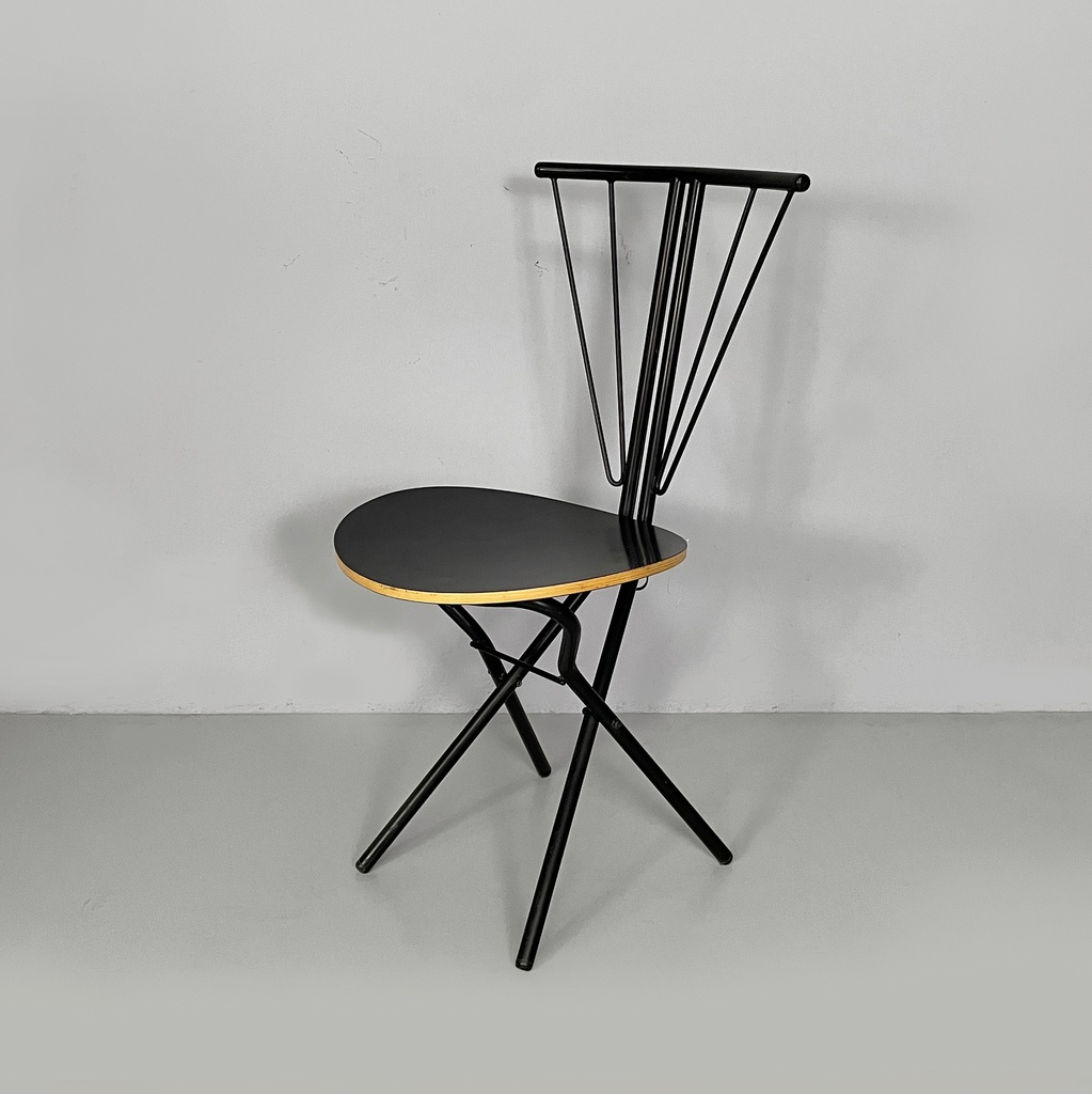 Sedia in legno e metallo nero, 1980 ca.