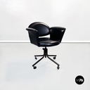 Sedia da ufficio in pelle nera,  1970 ca.