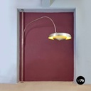 Lampada ad arco di Pirro Cuniberti per Sirrah,  1970 ca.