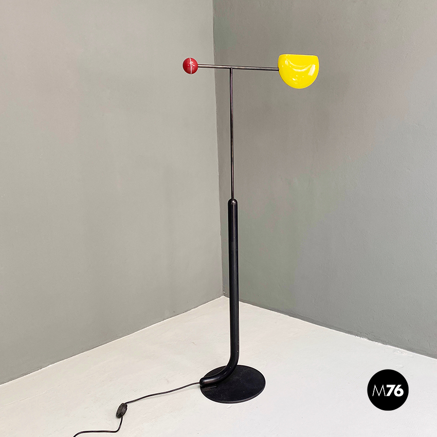 Lampada da terra Tomo di Toshyuki Kita per Luci,  1985