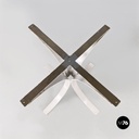 Base in acciaio curvato bianco, 1970 ca.