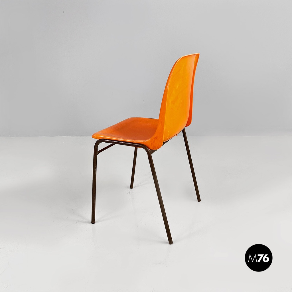 Sedie impilabili in plastica arancione, 1960 ca.