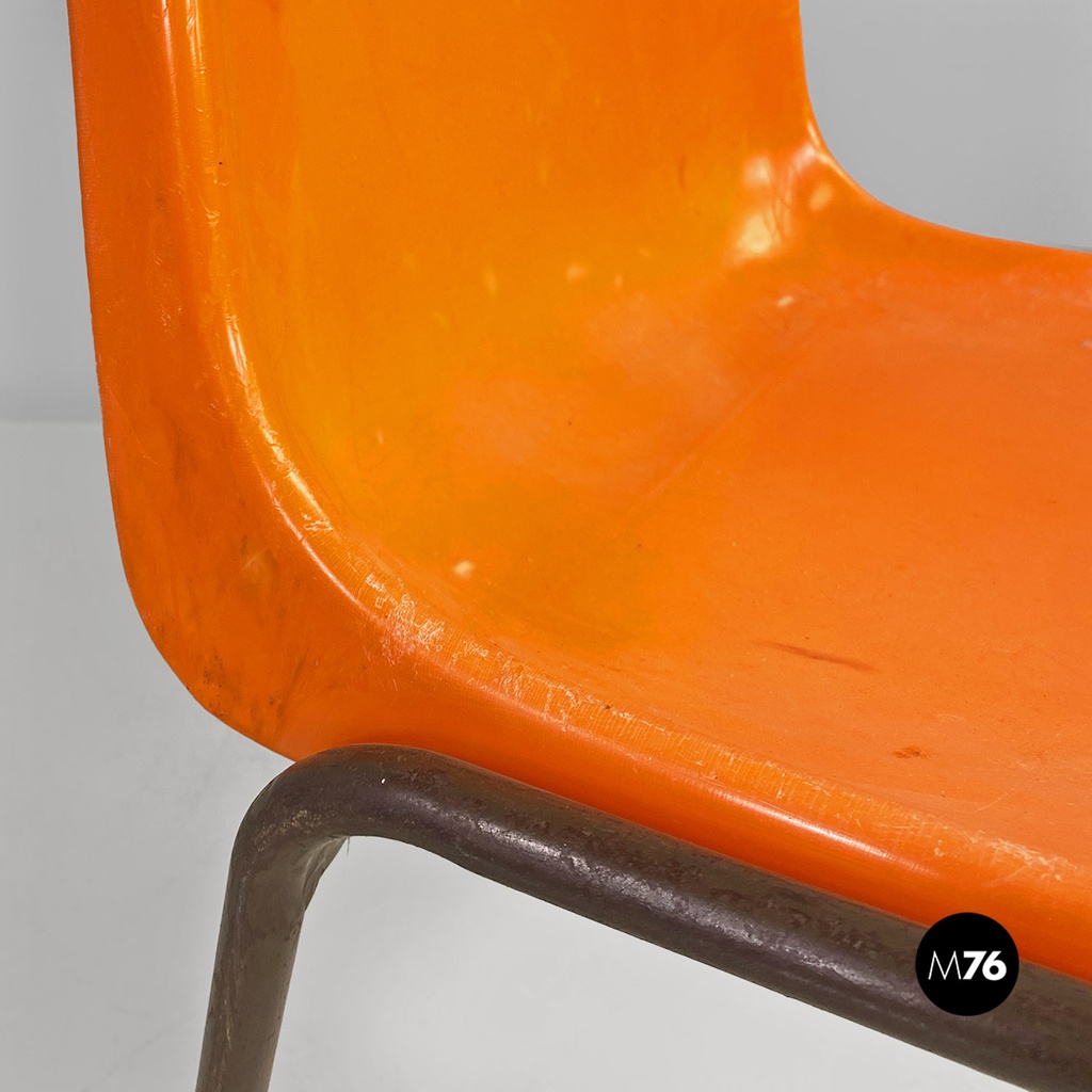 Sedie impilabili in plastica arancione, 1960 ca.