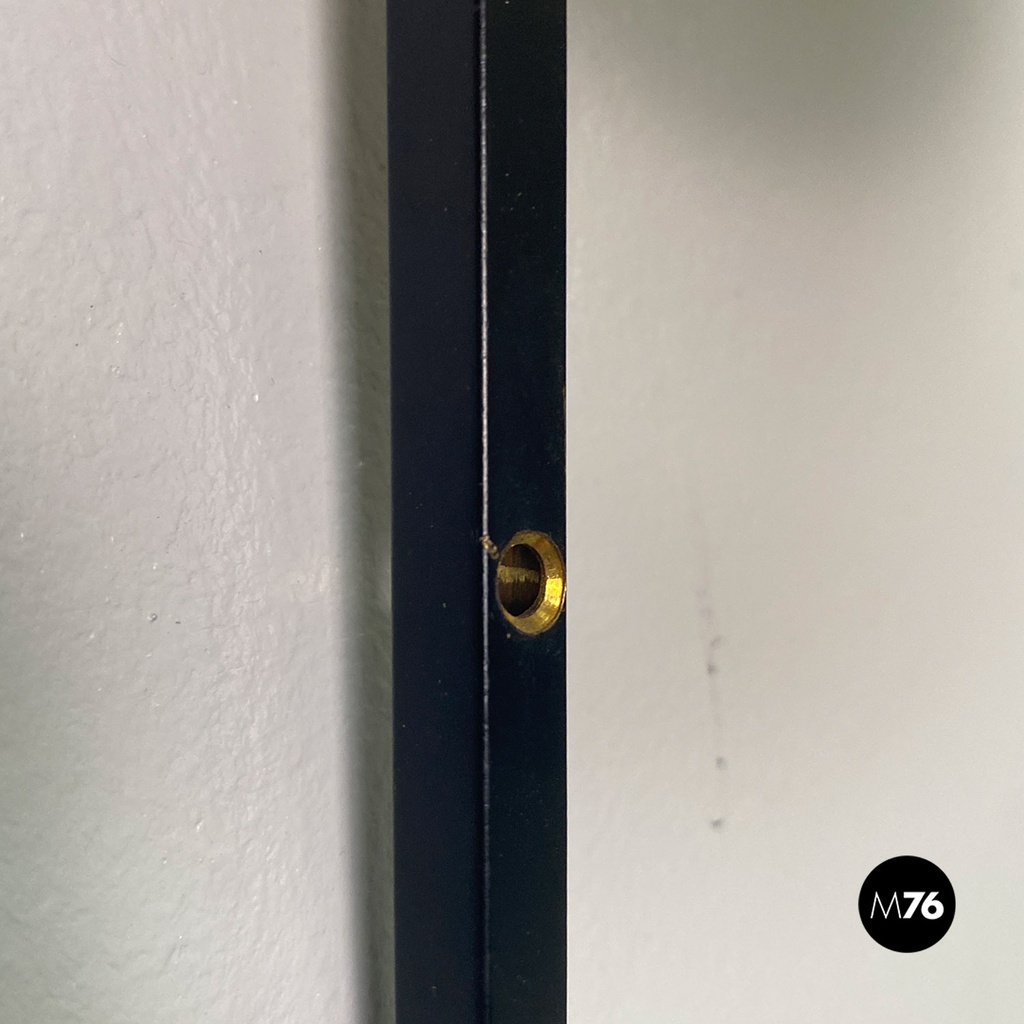 Applique in vetro opalino e metallo nero, 1950 ca.