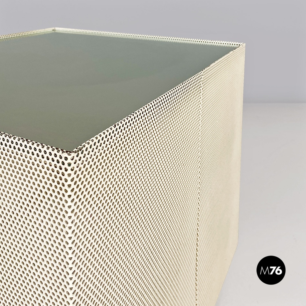 Tavolo da caffè in metallomicro forato, 1980 ca.