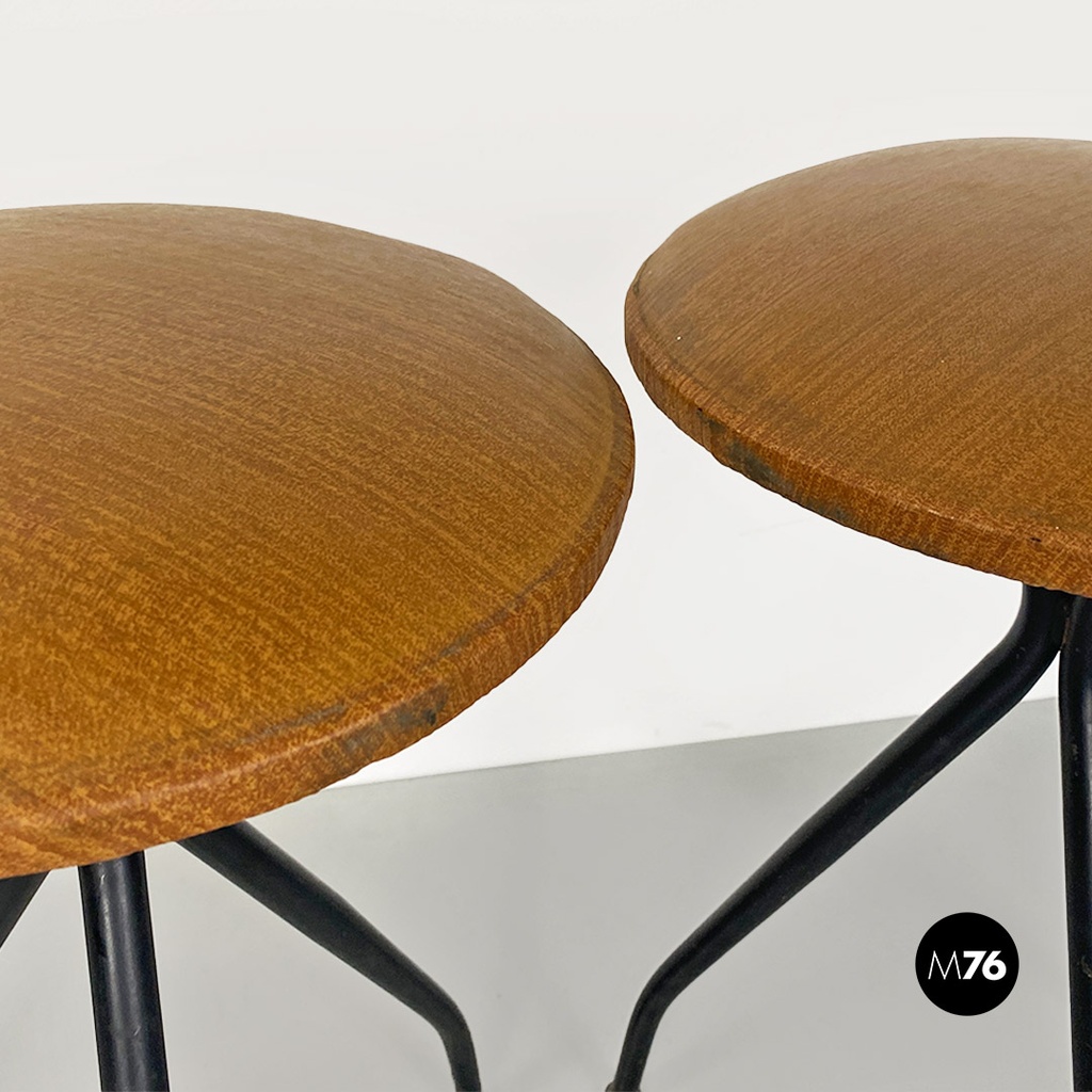 Set di due sgabelli in finta pelle, 1960 ca.