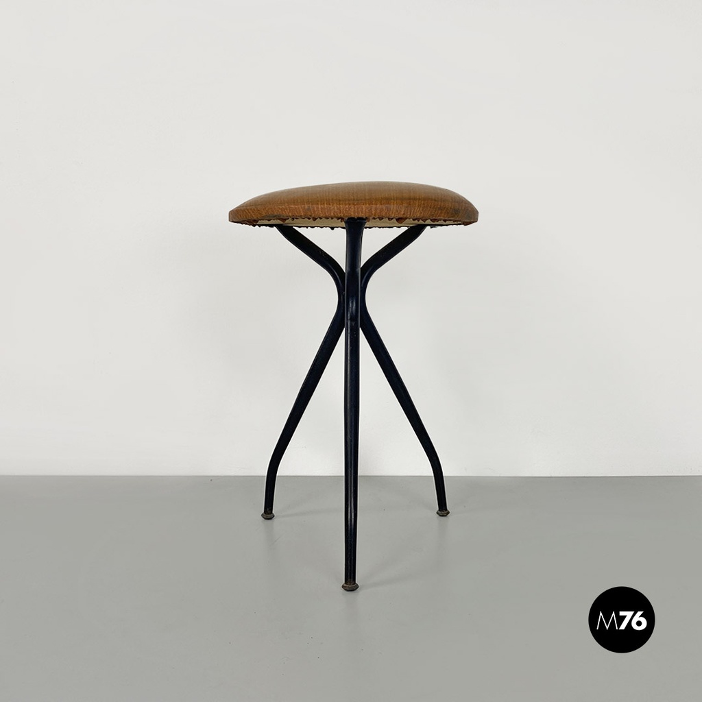 Set di due sgabelli in finta pelle, 1960 ca.