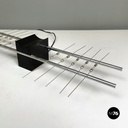 Lampada da tavolo magnetica di Theodore Waddell per Zanotta, 1971