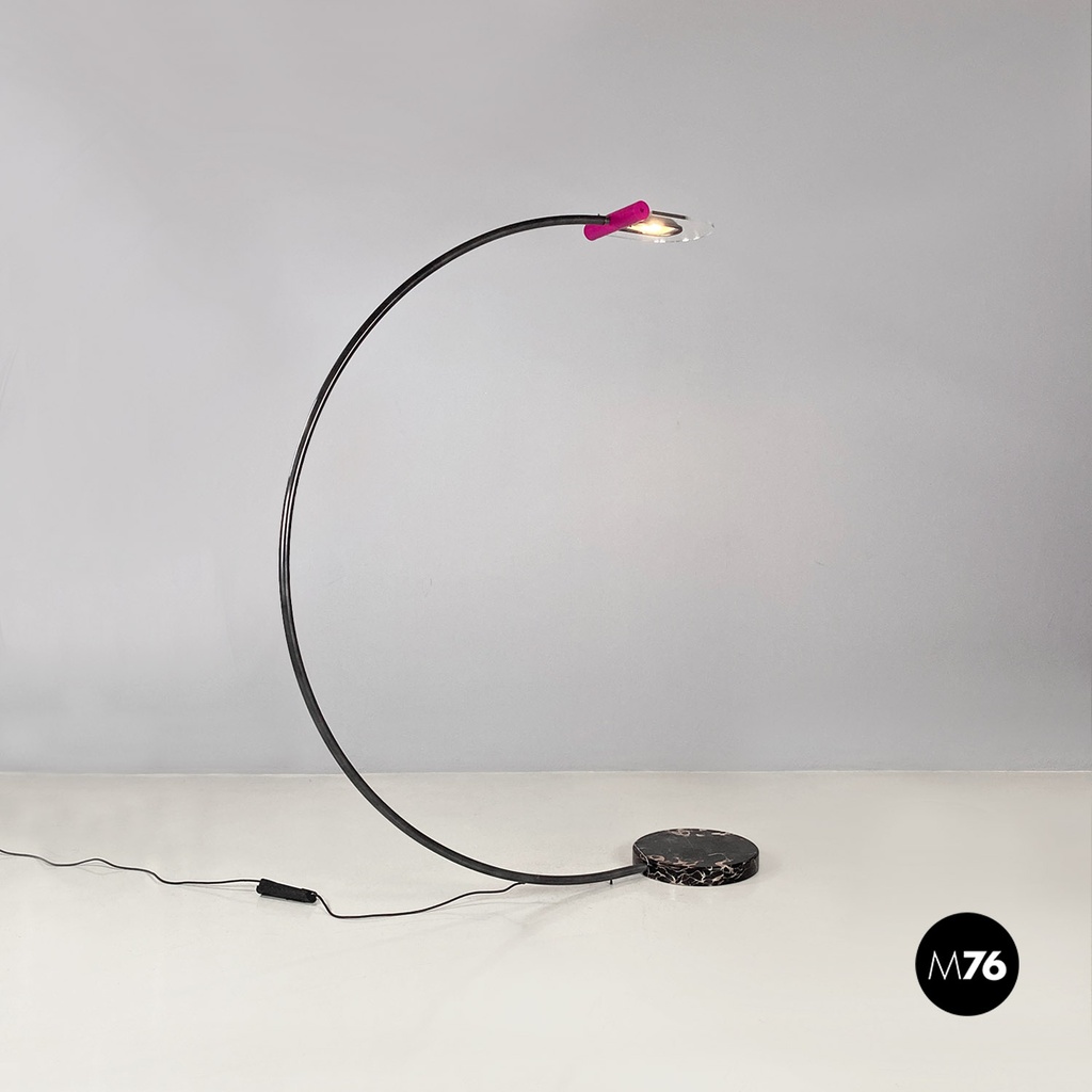 Lampada da terra ad arco, 1980 ca.