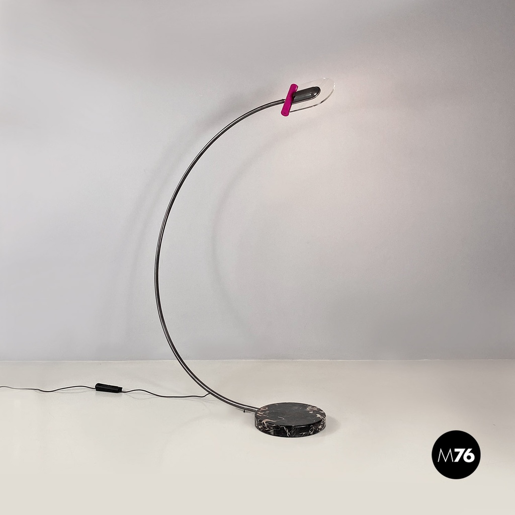 Lampada da terra ad arco, 1980 ca.